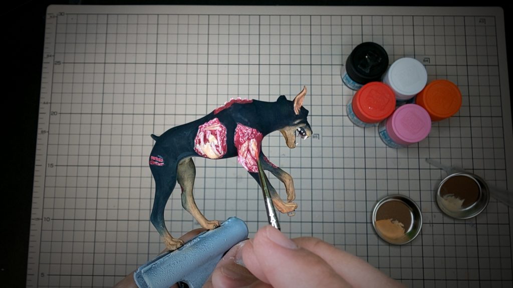 バイオハザード（resident evil）　ゾンビ犬　プラモデル　組立て　塗装